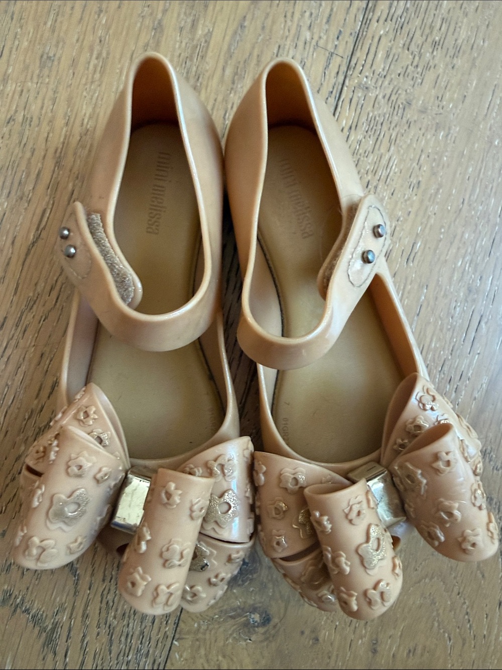 Mini Melissa Ultragirl peep toe Mary Jane’s for little kids